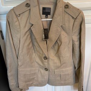 Limited Linen capri length suit